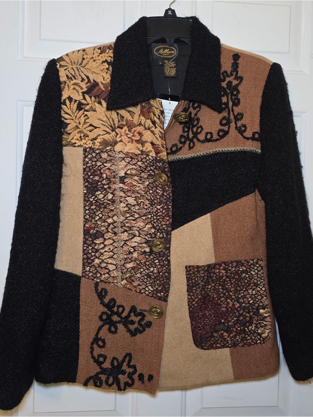 Allure Vintage Tapestry Patchwork Jacket Large NWT Embroidery Ribbon Tan Black